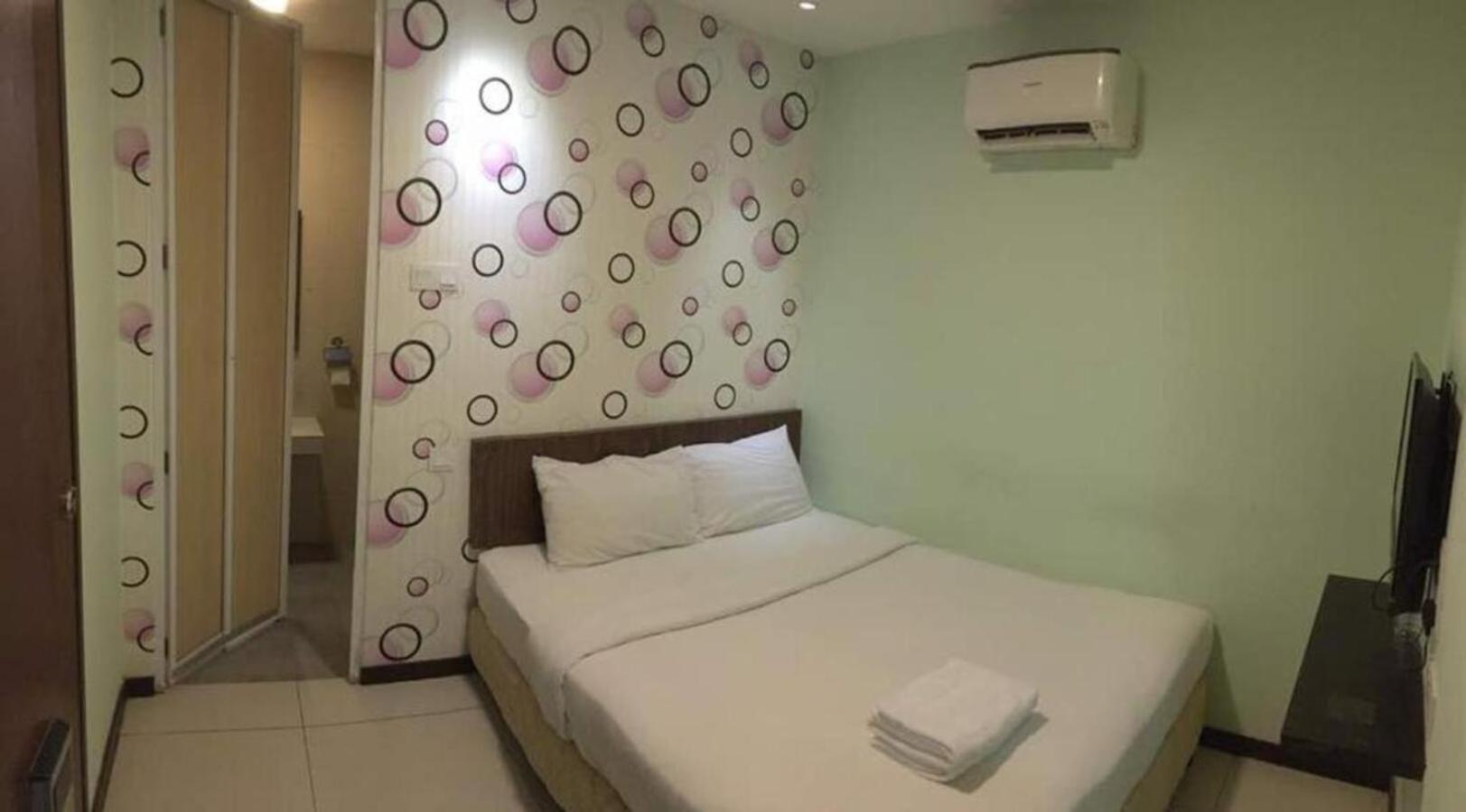 Casa Hotel near KLIA 1 Sepang Esterno foto